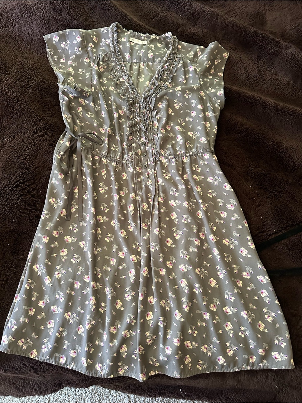 American Eagle Grey Floral Ruffle Tie-Waist Dress